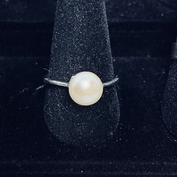 Lot Of 6 Silver Tone And Faux Pearl Statement Rings (R454) - Picture 6 of 13